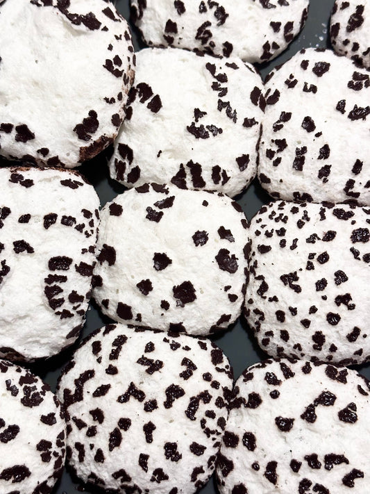 Minty Bliss Chocolate Patties - Freeze-Dried Peppermint Delight